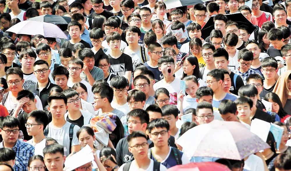 教育部：指导各地结合高三学生教育教学实际 优化教学安排