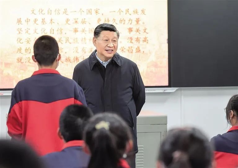 让红色基因代代相传——习近平总书记考察延安中学回访