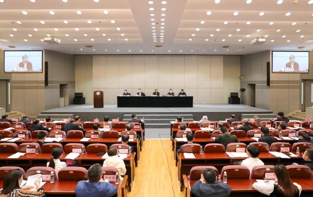 教育部举行全国高校学习宣传党的二十大精神动员部署会暨师生巡讲团成立仪式