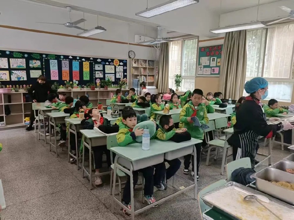 看完这家“放心食堂” ，馋了！